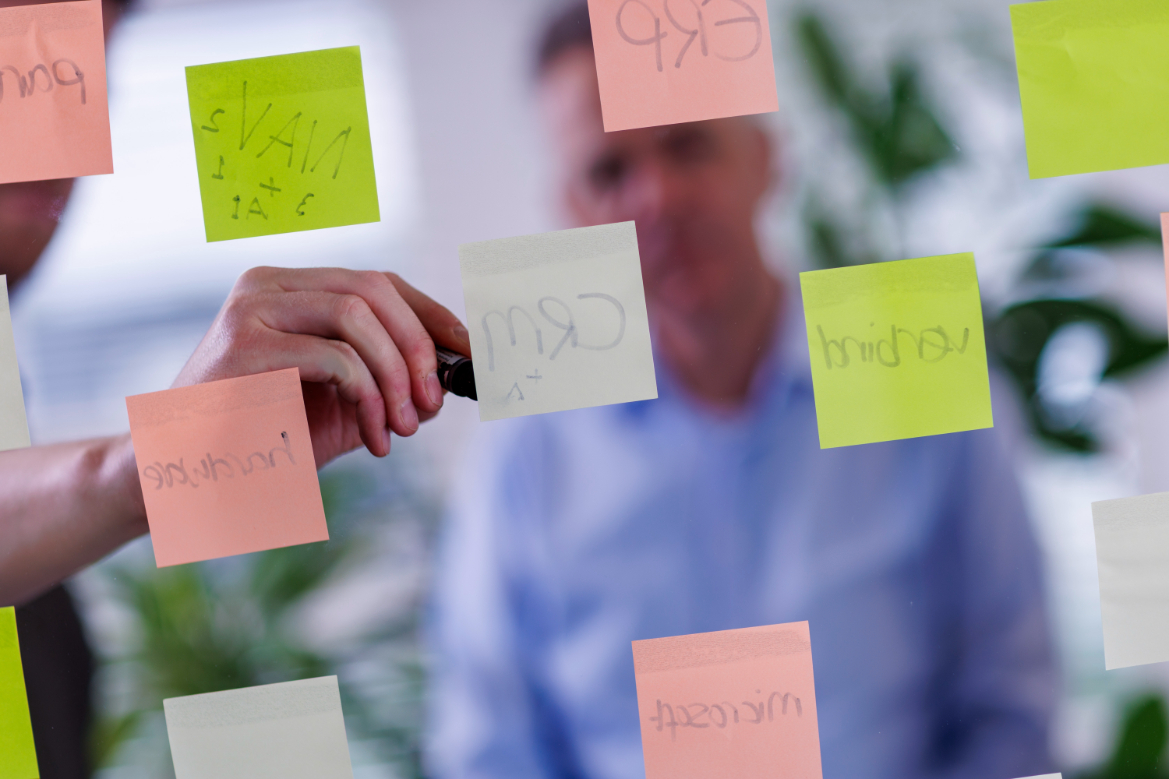 Productiviteitsapplicaties 8 De oplossing, niet op papier. Postnotes op de wand