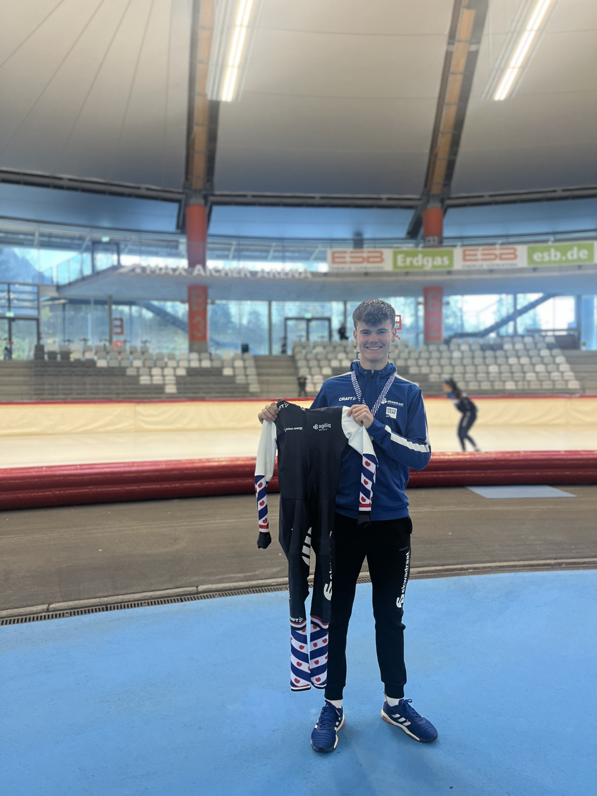 Johannes Hoomans met Sponsor Agiliq